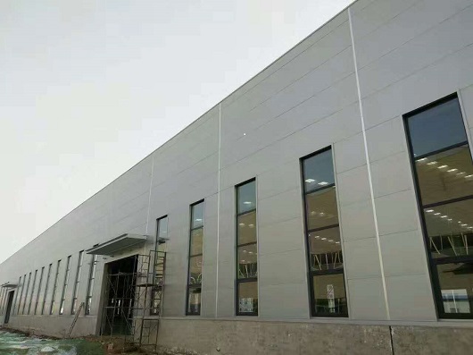 晉城鋼結(jié)構(gòu)工程門(mén)式剛架廠(chǎng)房的結(jié)構(gòu)特點(diǎn)概述