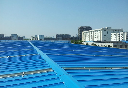 運(yùn)城鋼結(jié)構(gòu)廠(chǎng)房工程的圍護(hù)系統(tǒng)的如何防止雨水滲漏