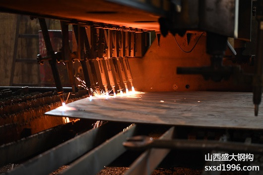 鋼結構工程建設中原材料怎樣區分