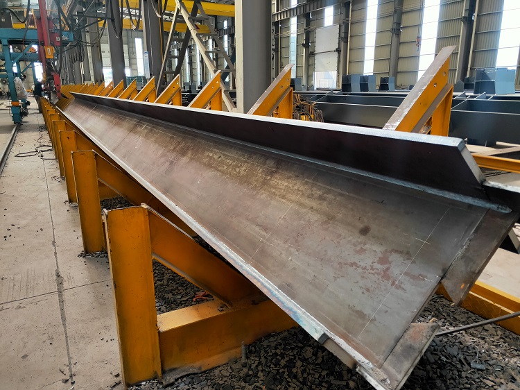 山西鋼結(jié)構(gòu)生產(chǎn)廠家，鋼結(jié)構(gòu)施工安裝企業(yè)